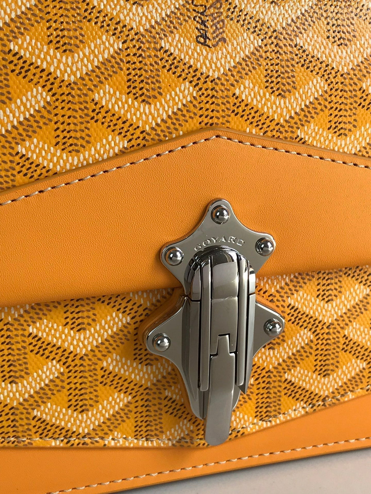 DUCHESSE MARIE-CAROLINE BAG 25 IN YELLOW GOYARDINE CANVAS AND SMOOTH CALFSKIN
