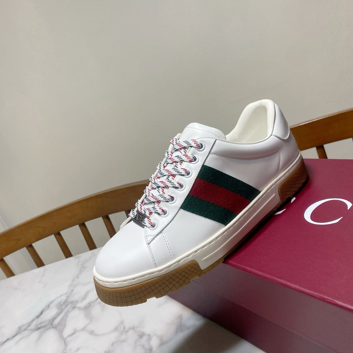 GUCCI 26S SNEAKER IN WHITE CALFSKIN